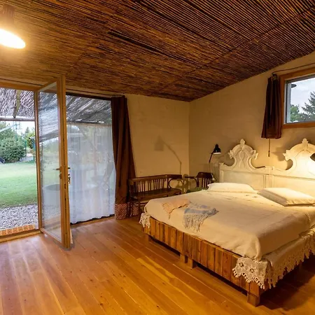 La Torre Di Paglia Bed & Breakfast