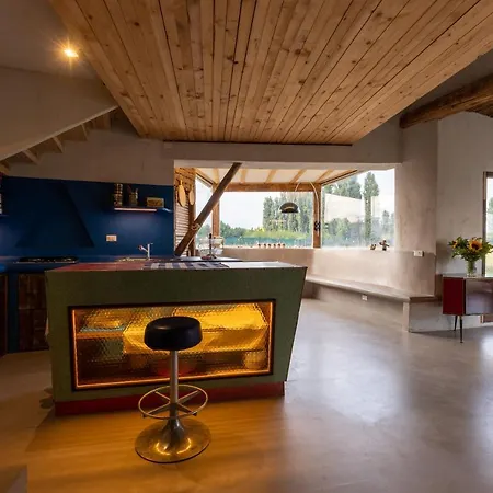 Bed & Breakfast La Torre Di Paglia